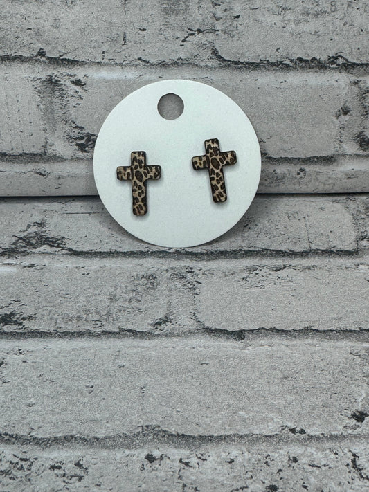 Leopard Cross Stud