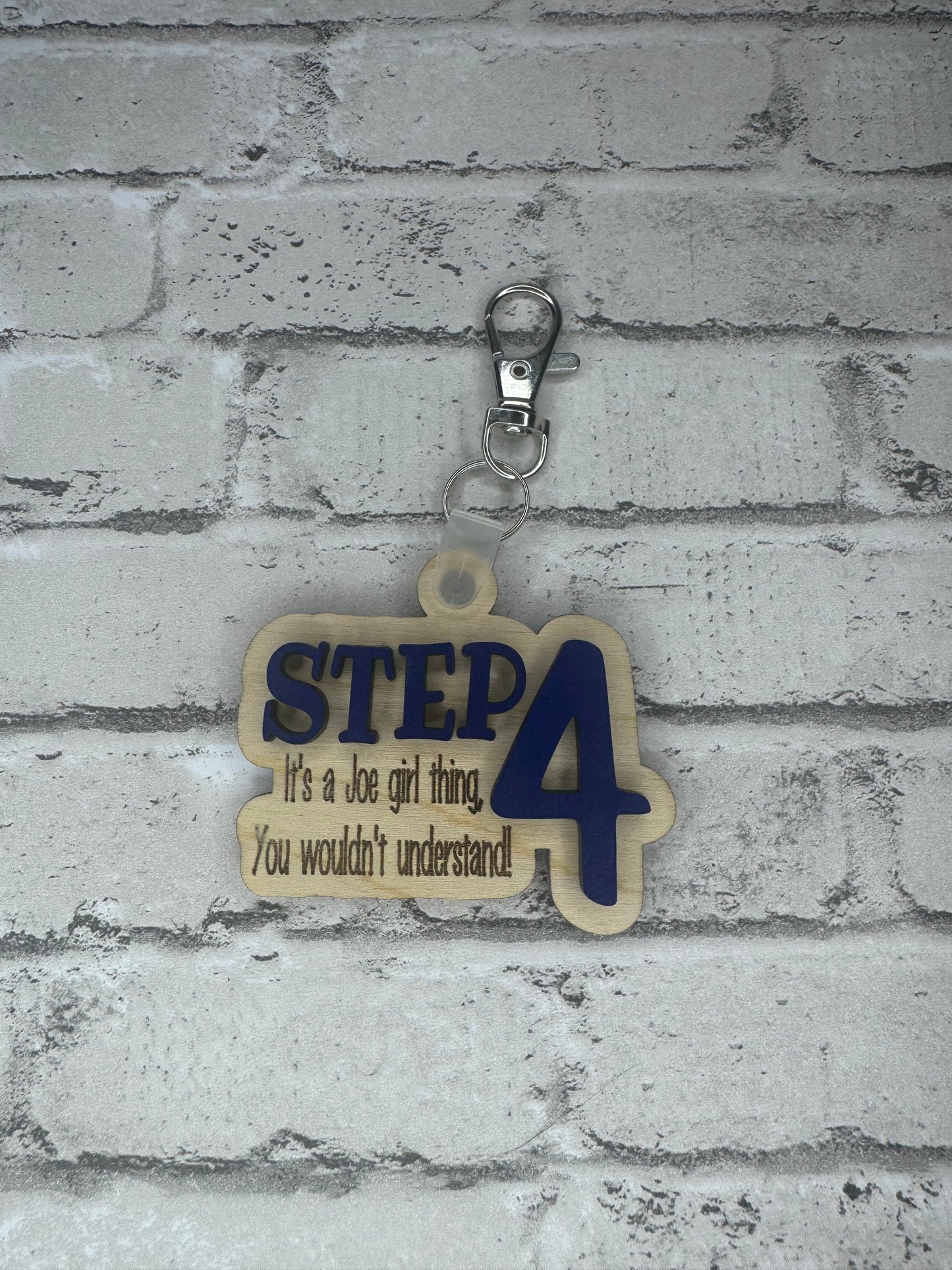 Step Bag Tag