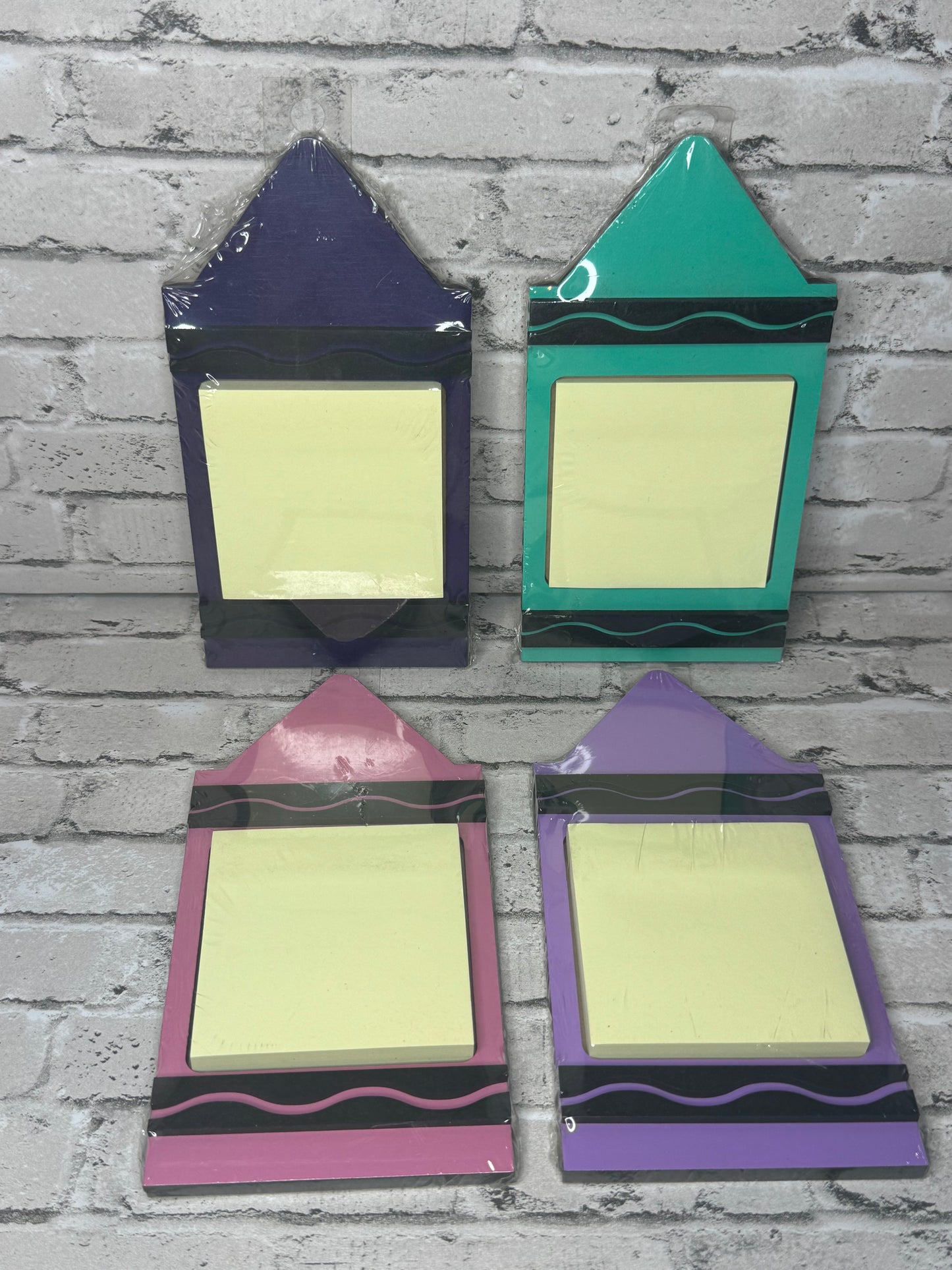 Crayon Notepad Holder