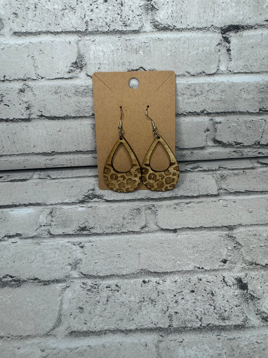 Leopard Teardrop